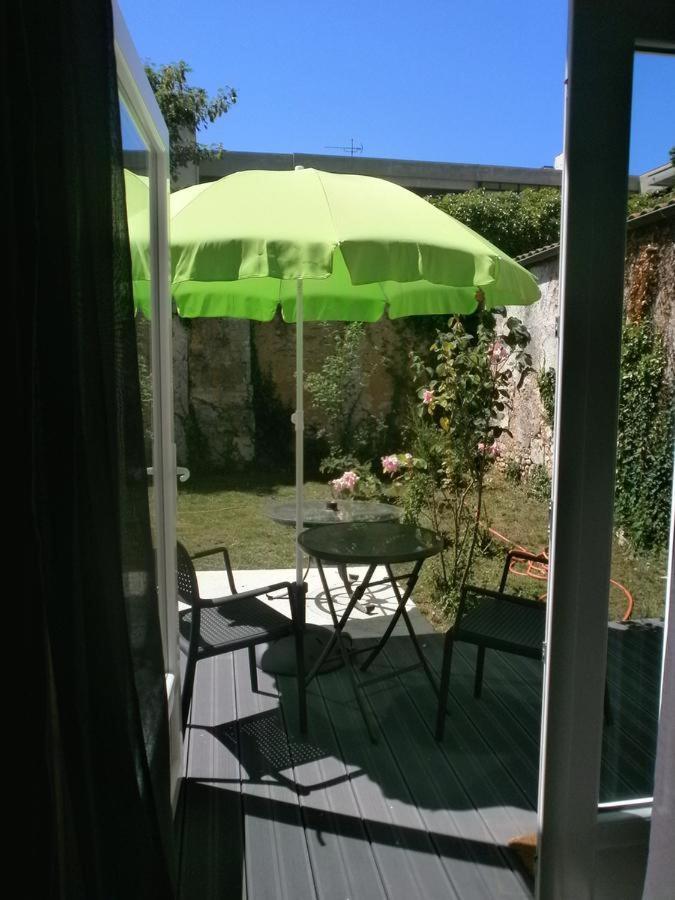 Les Bains Douches Aparthotel เปรีเกอ ภายนอก รูปภาพ