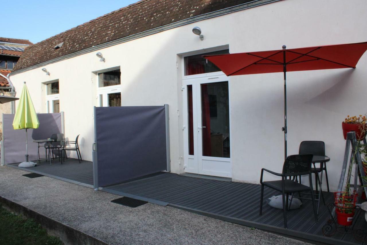 Les Bains Douches Aparthotel เปรีเกอ ภายนอก รูปภาพ